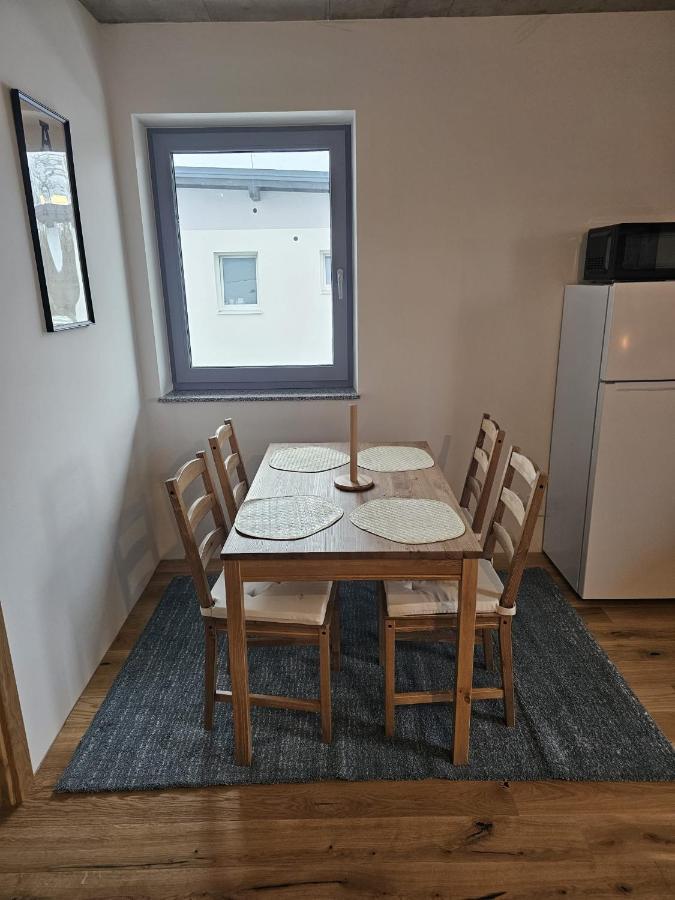 Hajdar & Merisa - Self Check-in 24h Apartment Mattighofen