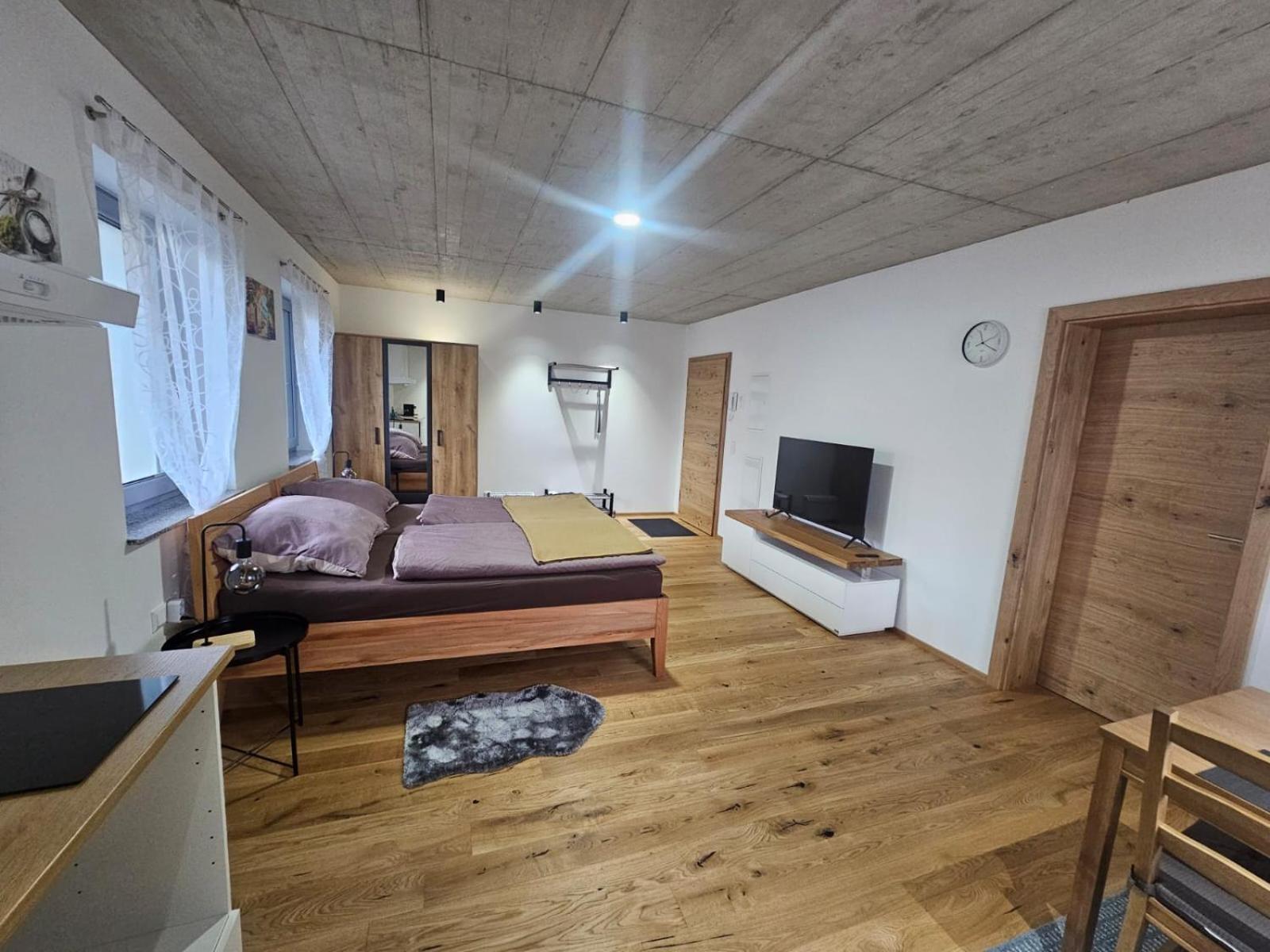 Hajdar & Merisa - Self Check-in 24h Apartment