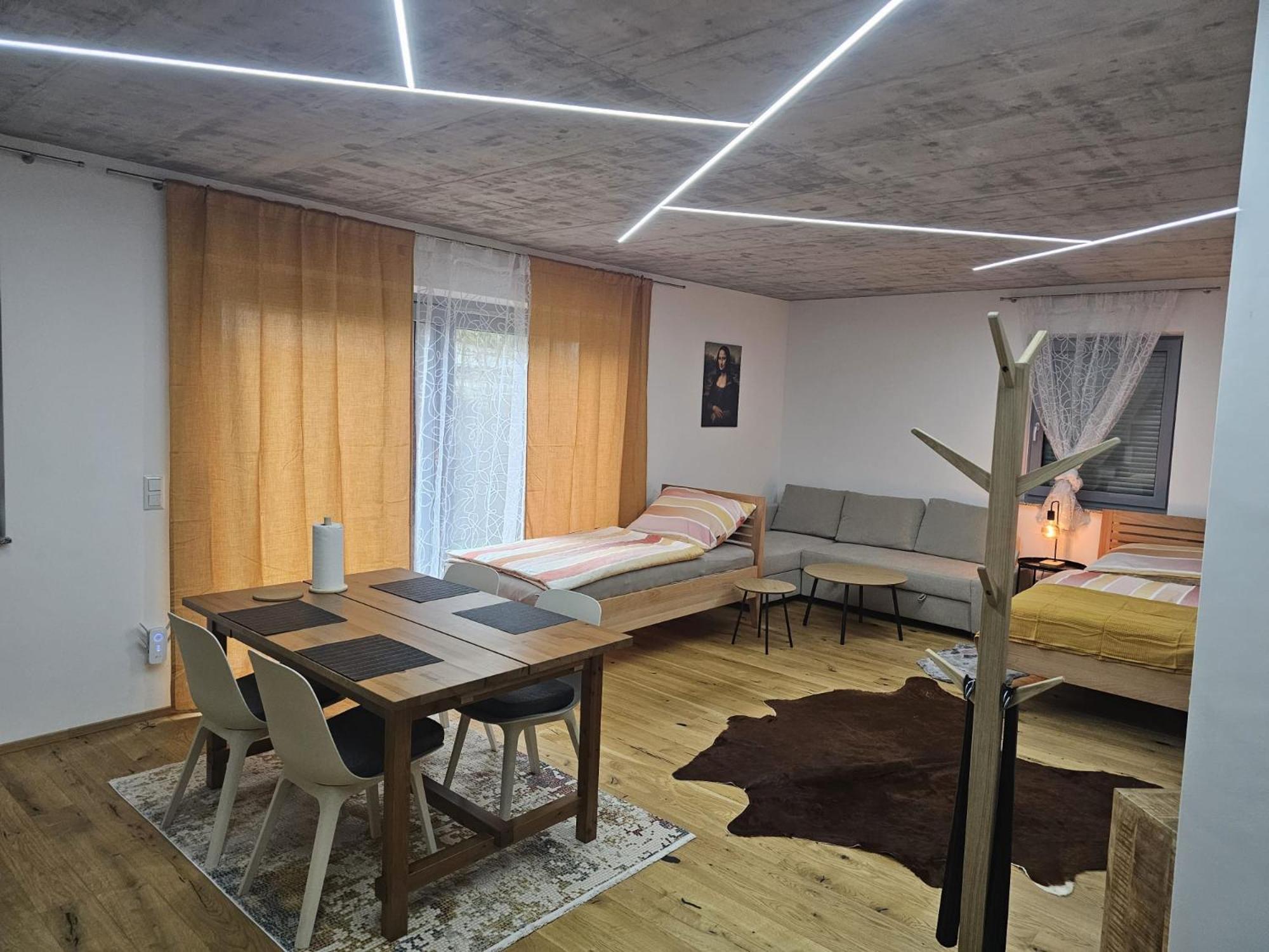 Hajdar & Merisa - Self Check-in 24h Apartment